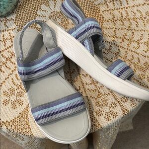 BOBS from Skechers Gray and Blue Casual Sandals Size 7